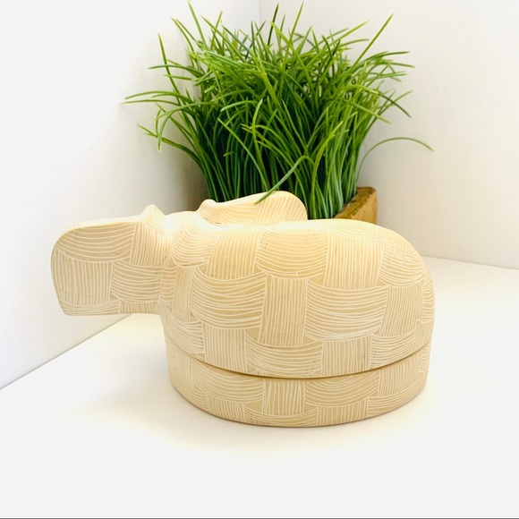 Vintage elephant hand carved soapbox from Kenya - Picture 2 of 8